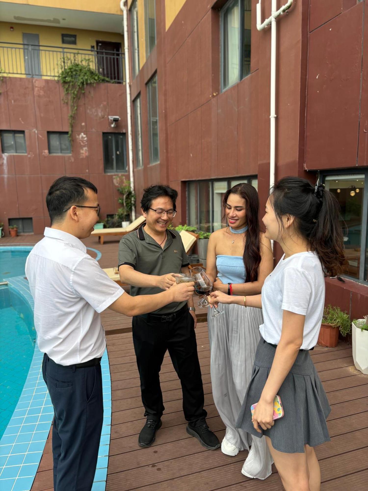City Comfort Hotel Phnom Penh Airport Eksteriør billede